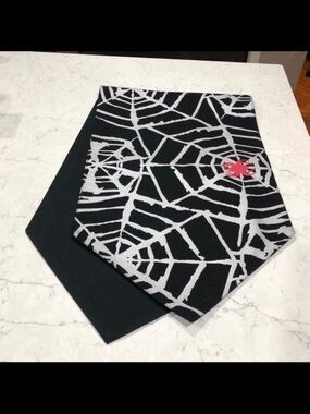 Halloween Spider Web Runner